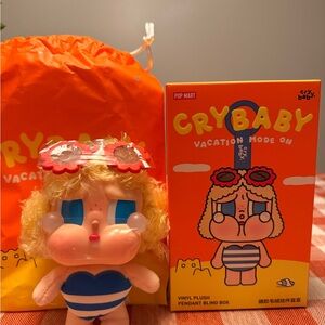 CryBaby Vacation Mode On Series Vinyl Plush Pendant - Sunbathing